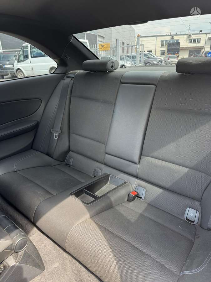 BMW 123, coupe