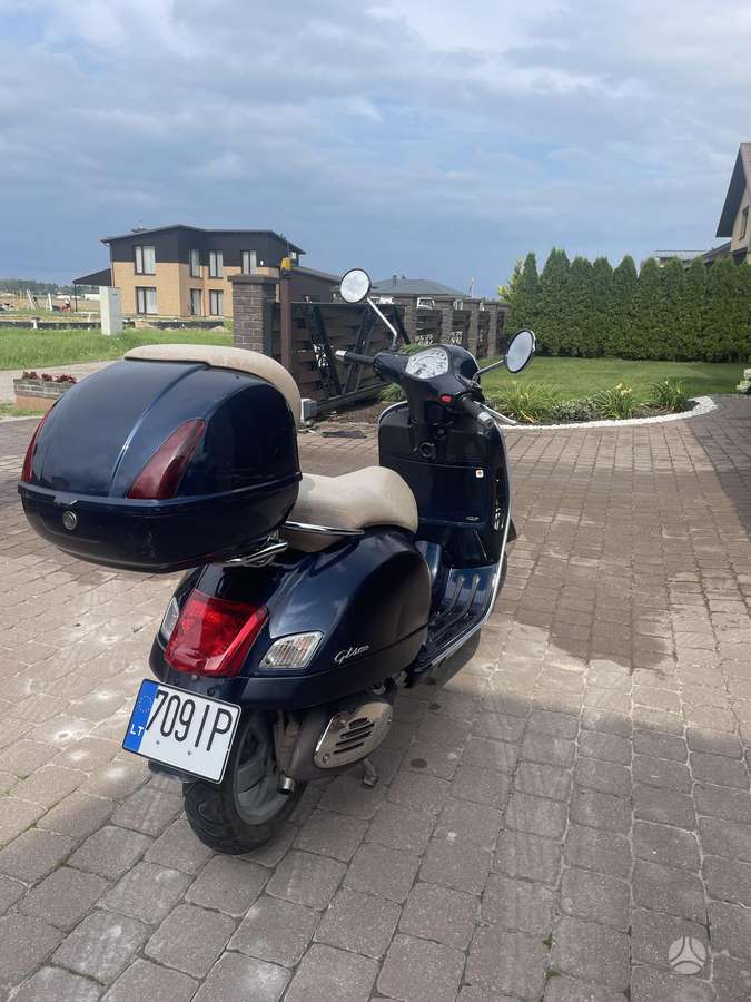 Piaggio Vespa 124cc, мотороллеры / мопеды