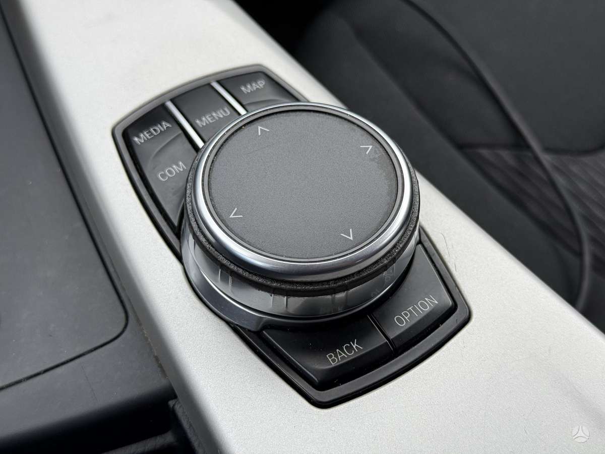 BMW 318, 2.0 l., wagon