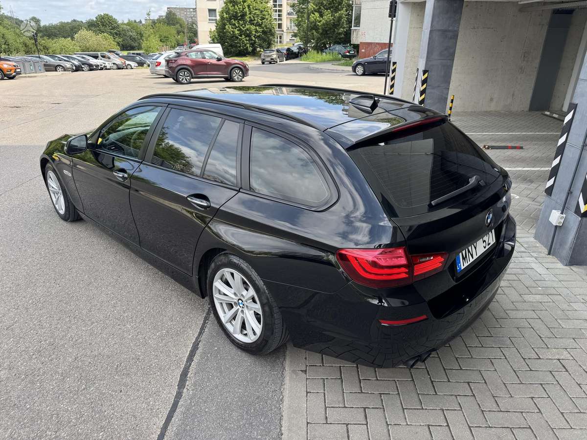 BMW 520, 2.0 l., wagon
