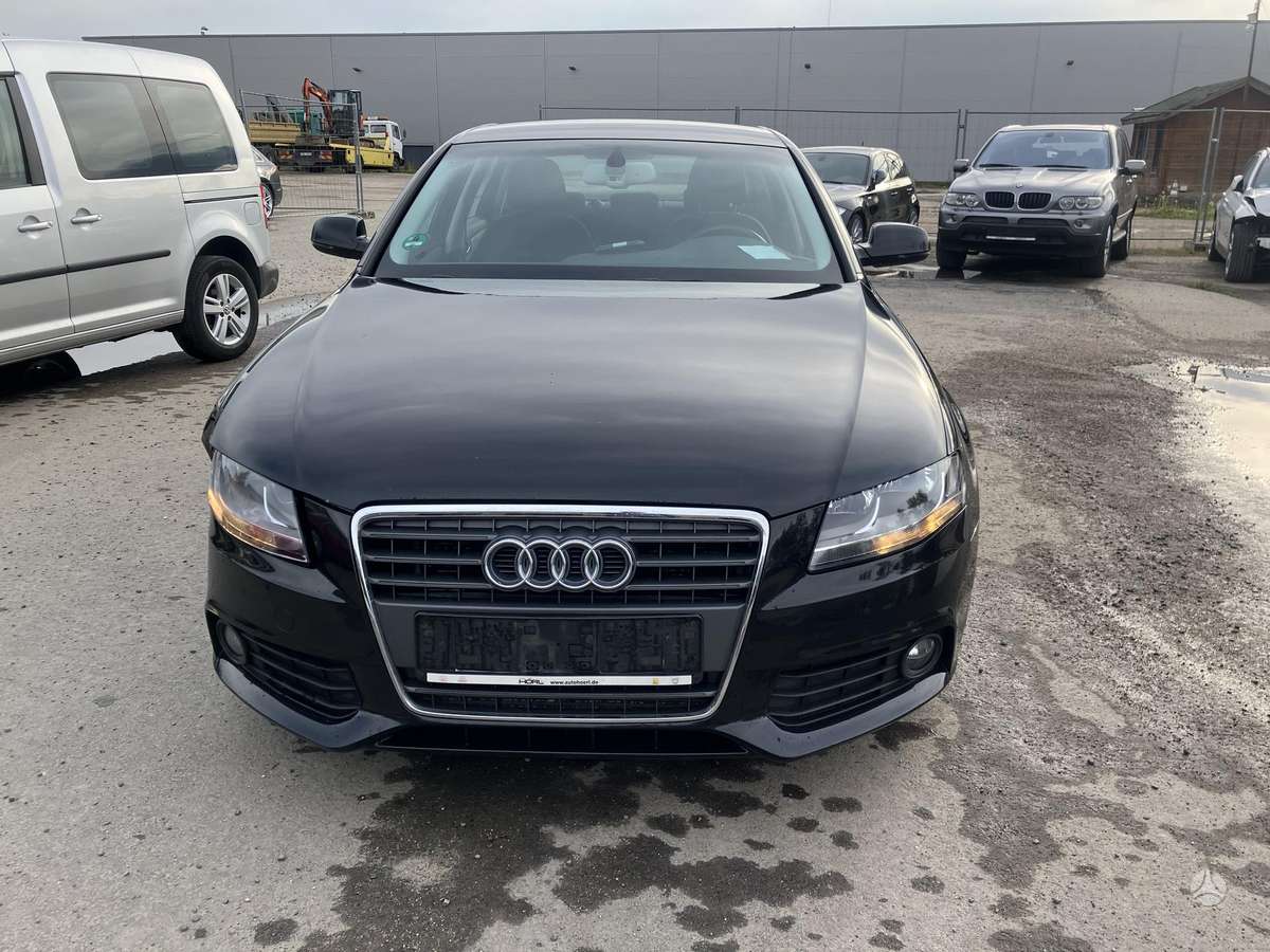 Audi A4, 2.7 l., Седан