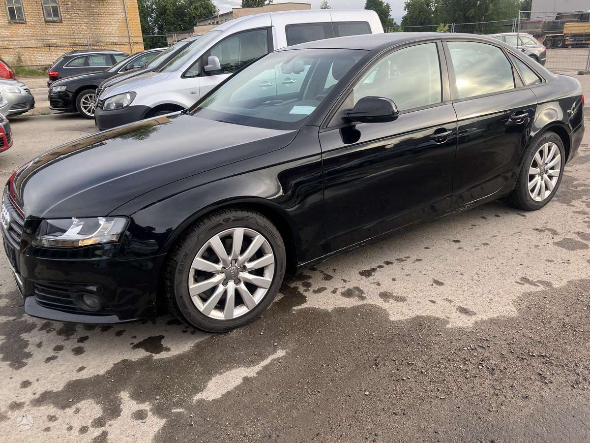 Audi A4, 2.7 l., Седан