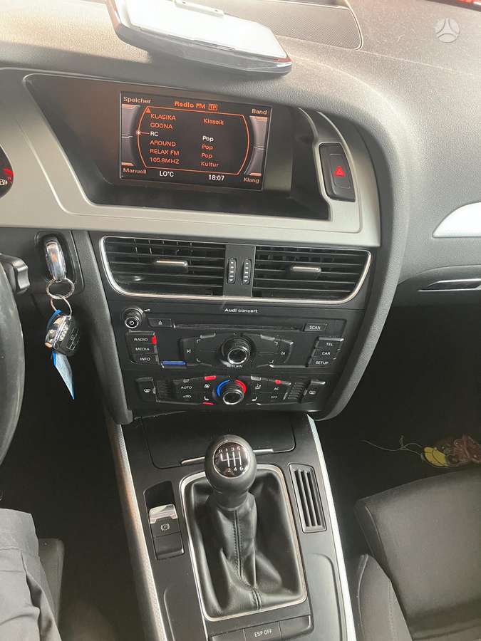 Audi A4, 2.7 l., Седан