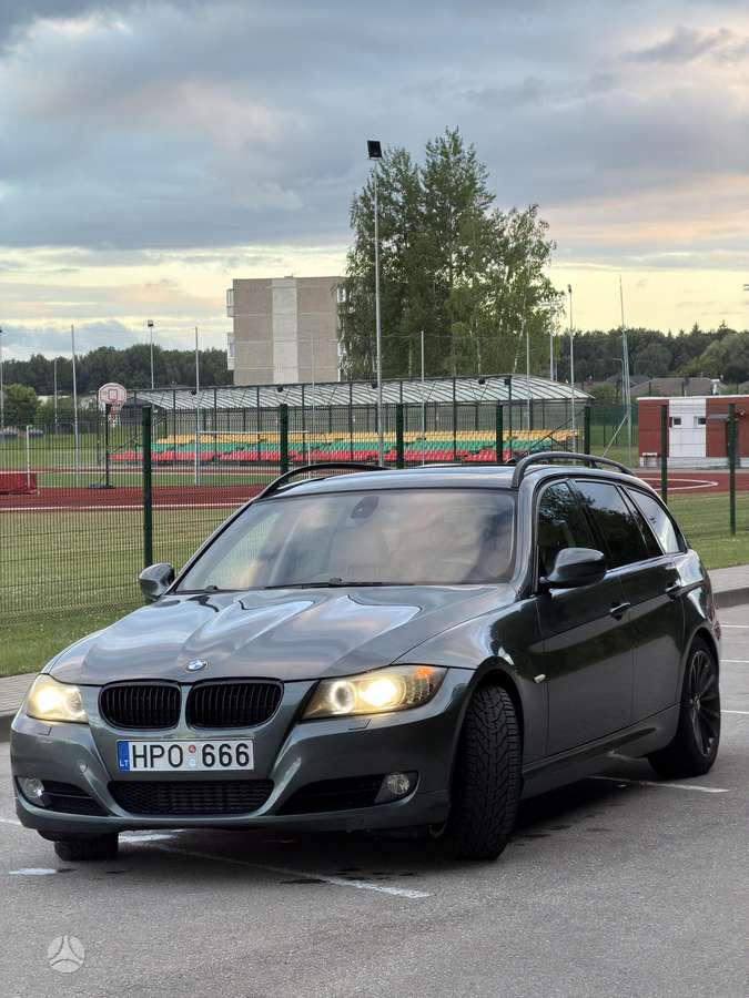 BMW 325, 3.0 l., Универсал