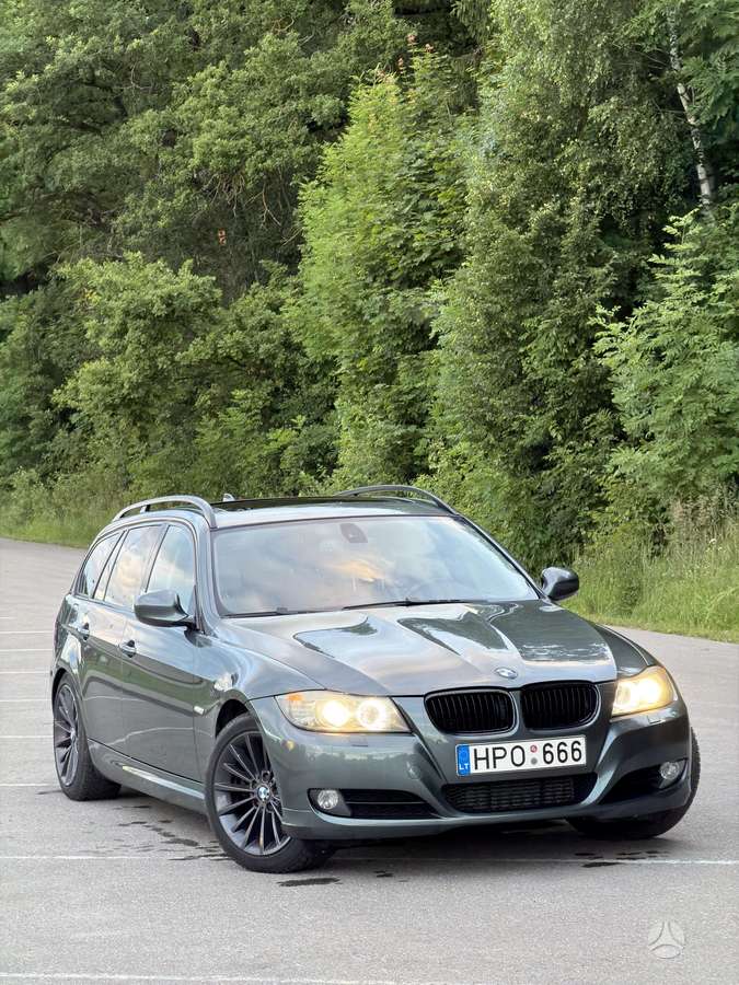 BMW 325, 3.0 l., wagon