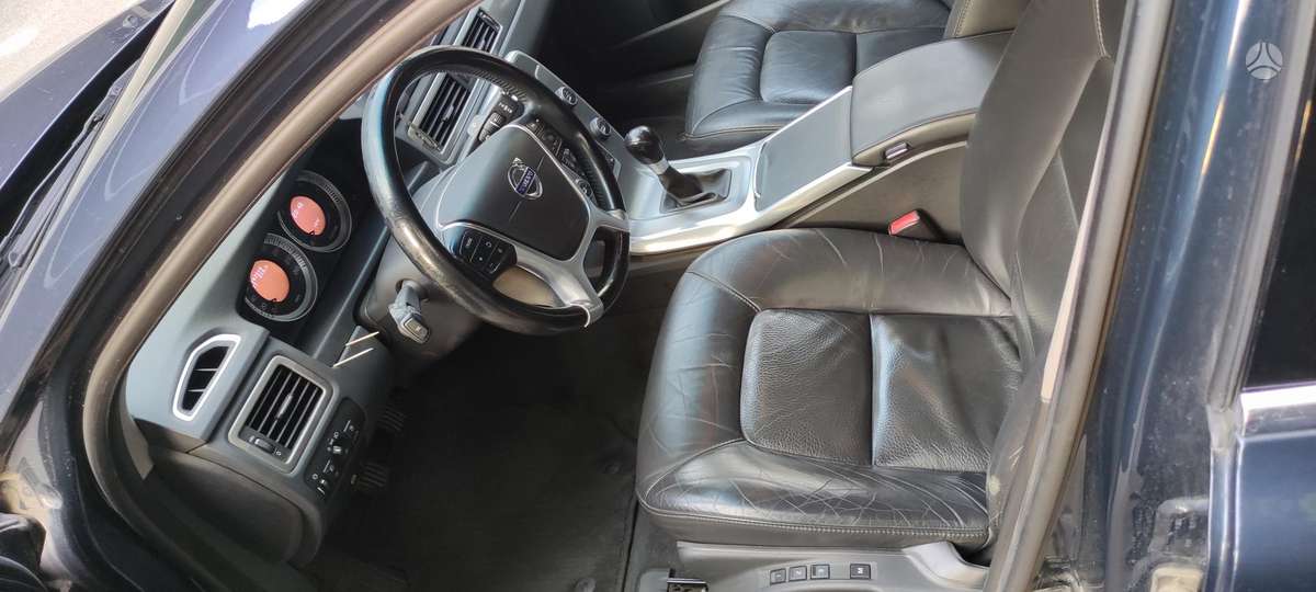 Volvo S80, 2.0 l., Седан