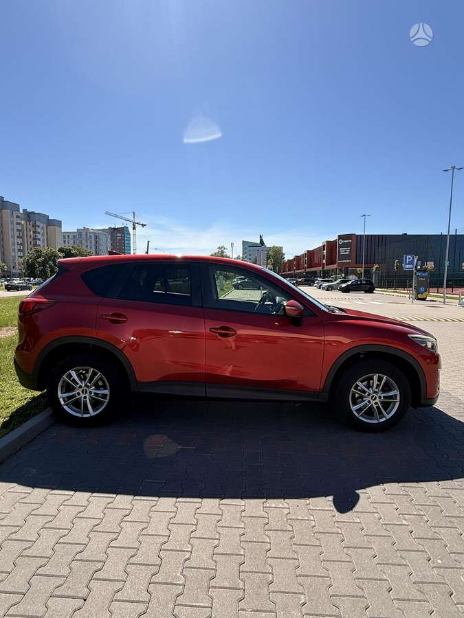Mazda CX-5, 2.2 l., off-road / crossover