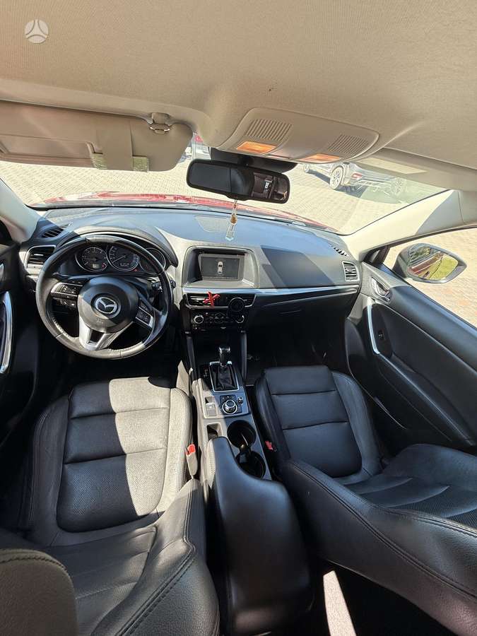 Mazda CX-5, 2.2 l., off-road / crossover