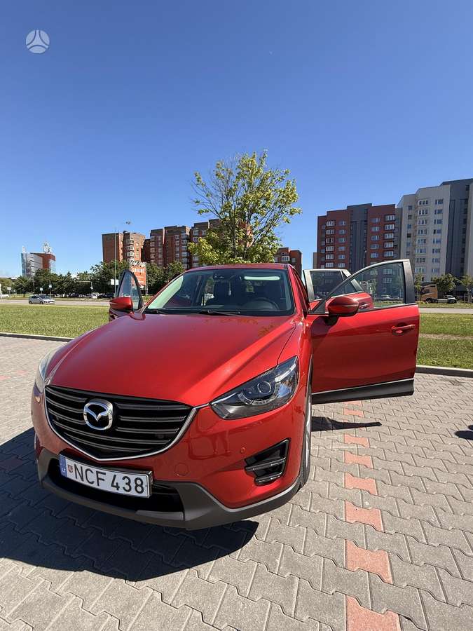 Mazda CX-5, 2.2 l., off-road / crossover