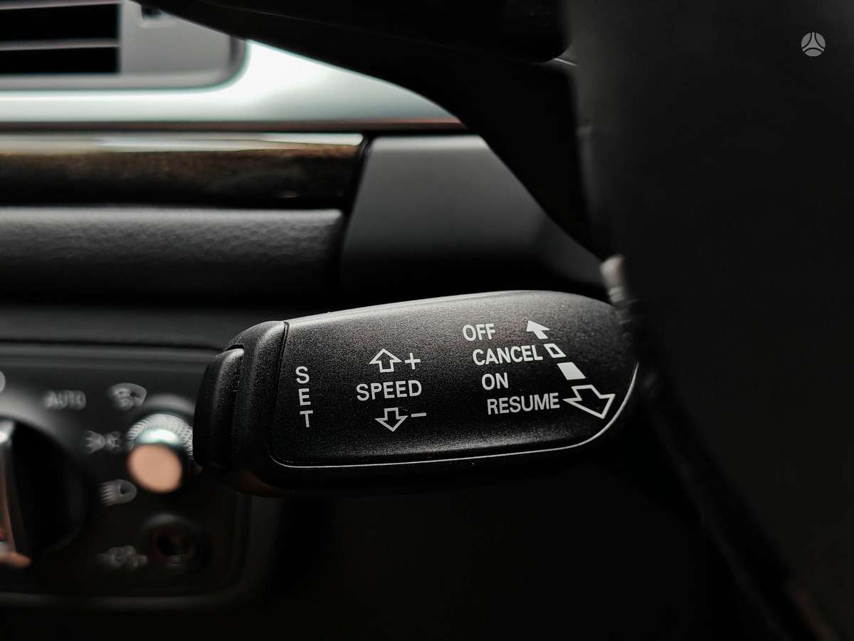Audi A6, 3.0 l., universalas