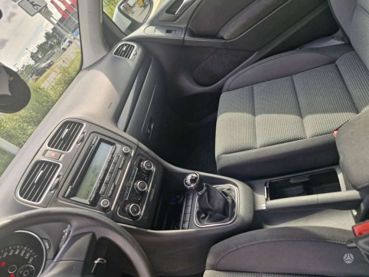 Volkswagen Golf - 7