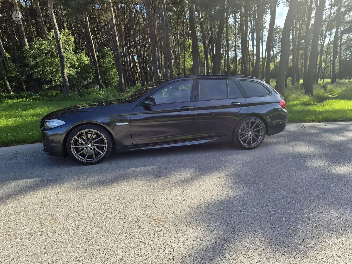 BMW 535, 3.5 l., Универсал