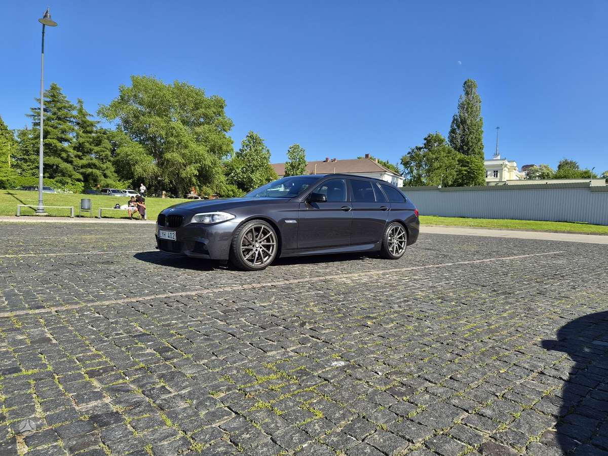 BMW 535, 3.5 l., universalas