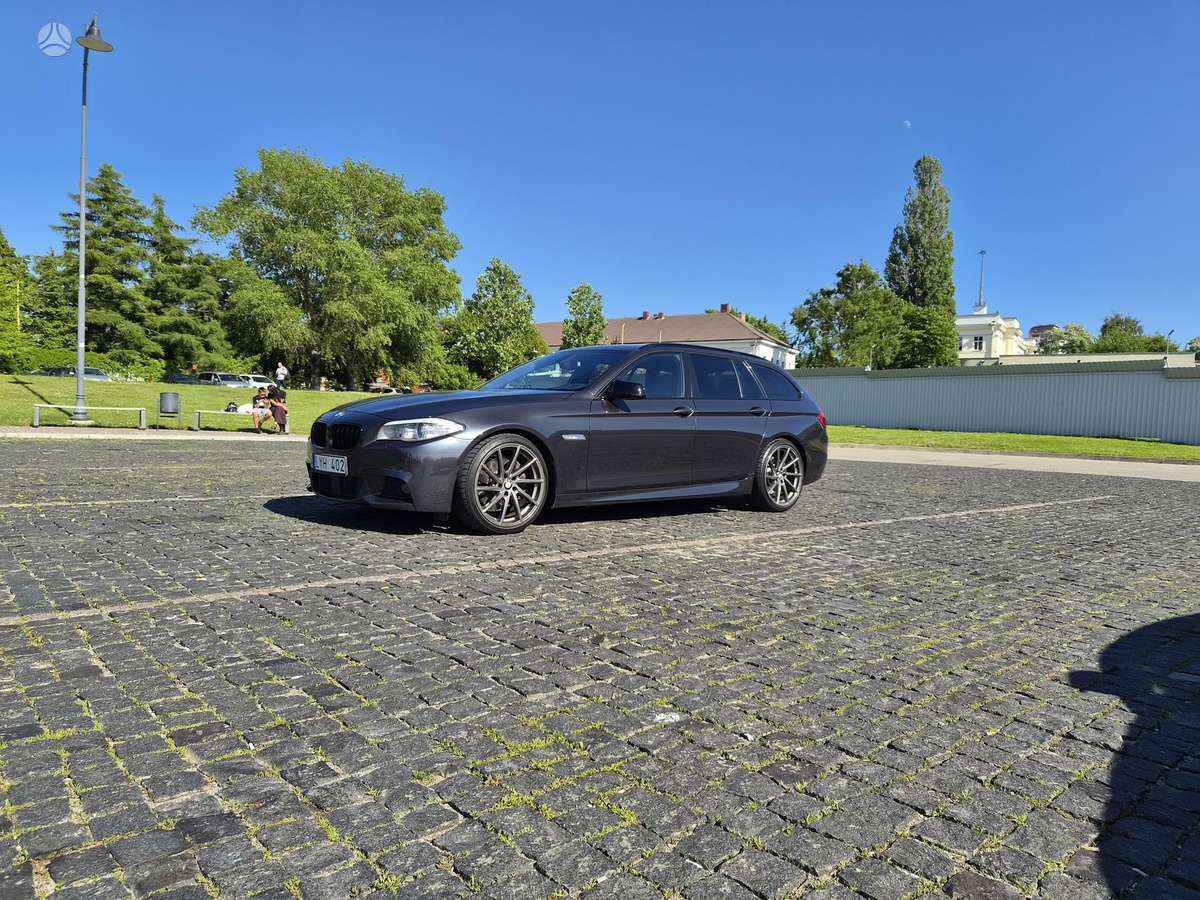 BMW 535, 3.5 l., universalas