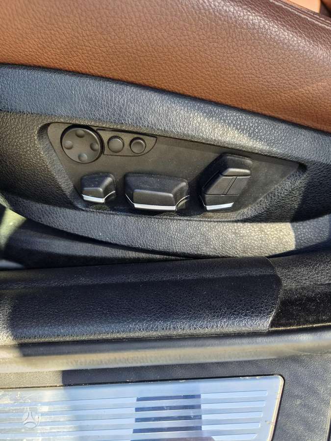 BMW 535, 3.5 l., universalas