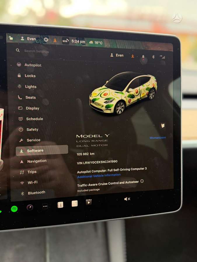 Tesla Model Y, 82 kWh, hatchback