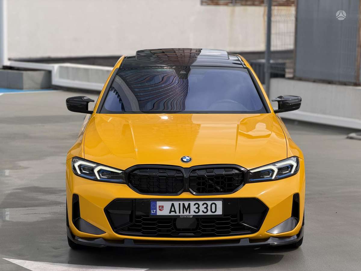 BMW 330, 2.0 l., Седан