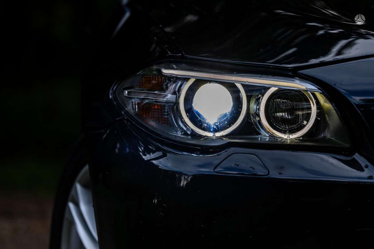 BMW 535, 3.0 l., Седан
