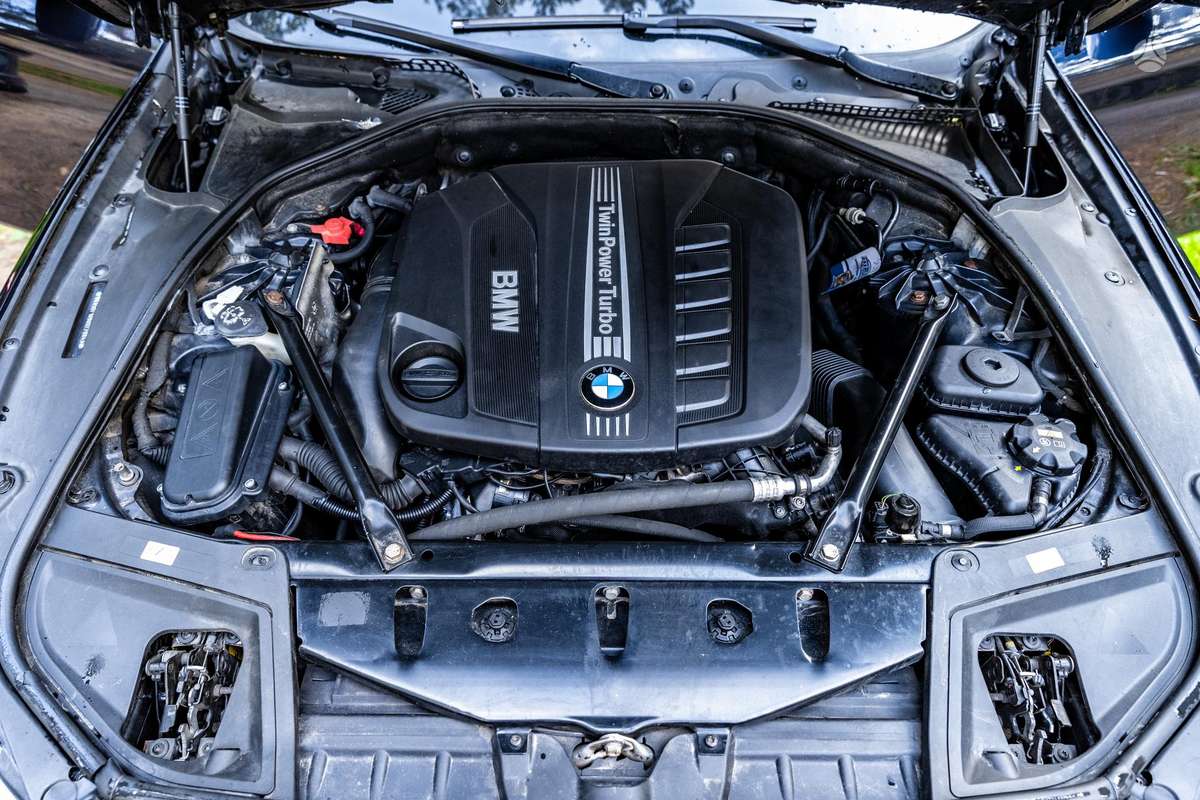 BMW 535, 3.0 l., Седан