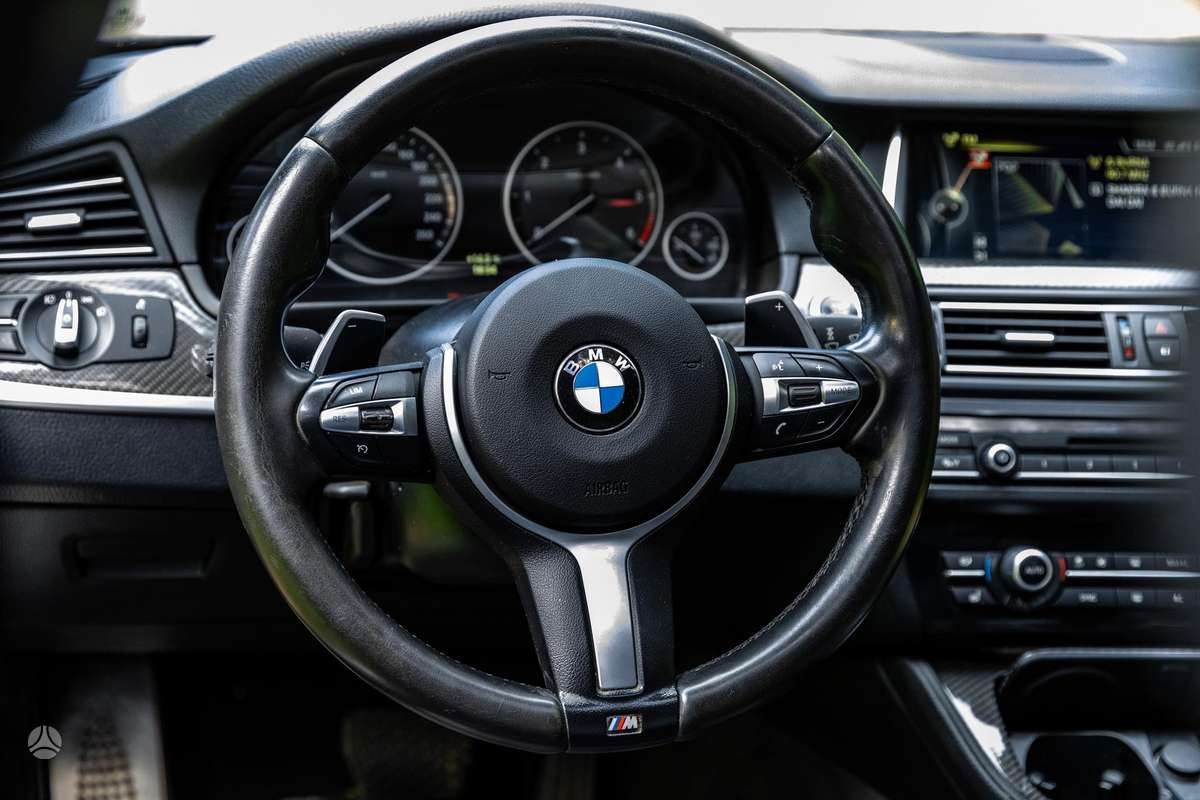 BMW 535, 3.0 l., Седан