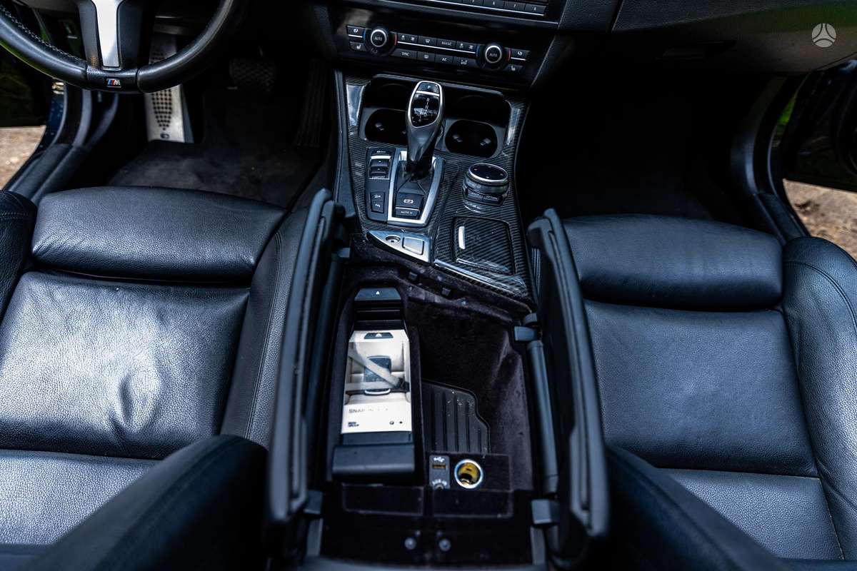 BMW 535, 3.0 l., Седан