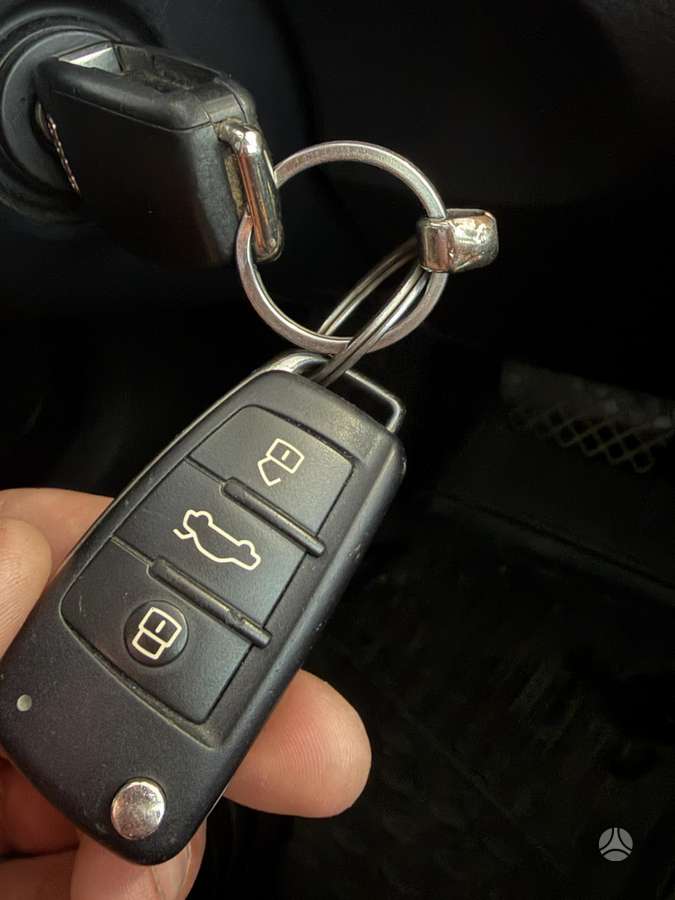 Audi A4, 2.0 l., universalas