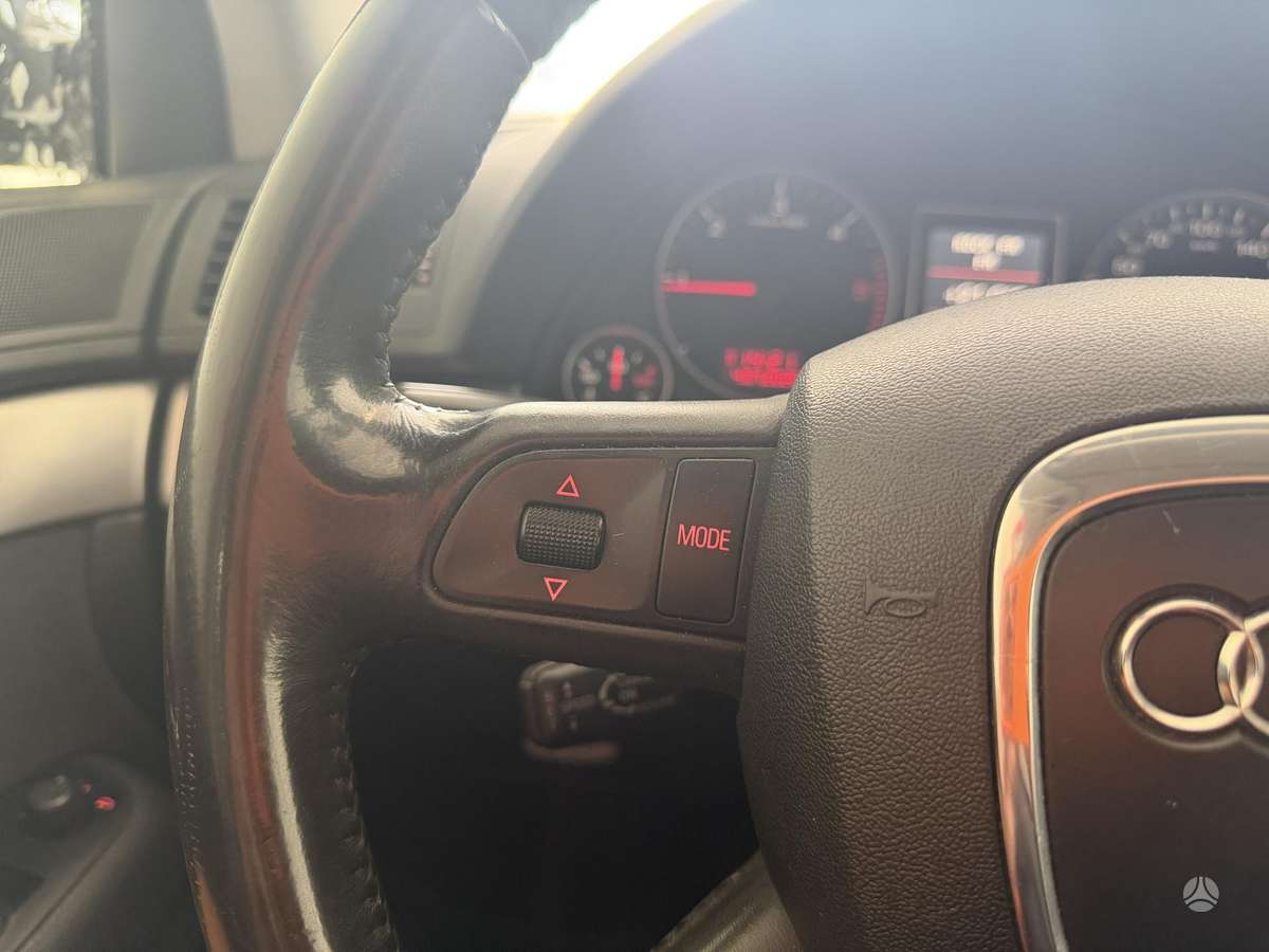 Audi A4, 2.0 l., universalas