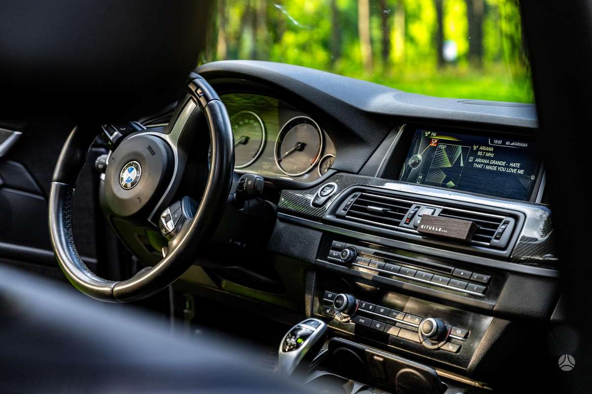 BMW 535, 3.0 l., Седан