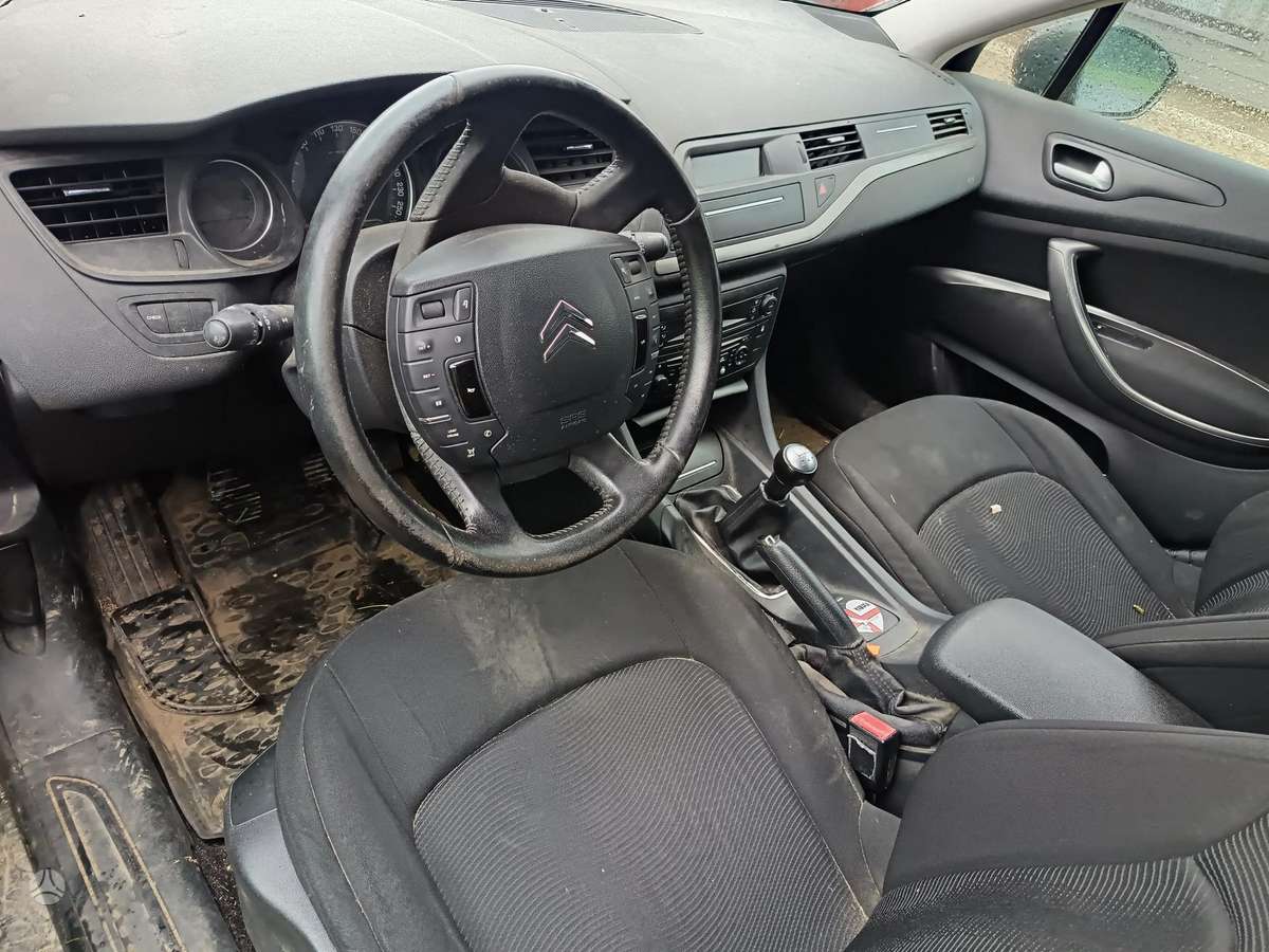Citroen C5 rezerves daļās. Dalimis