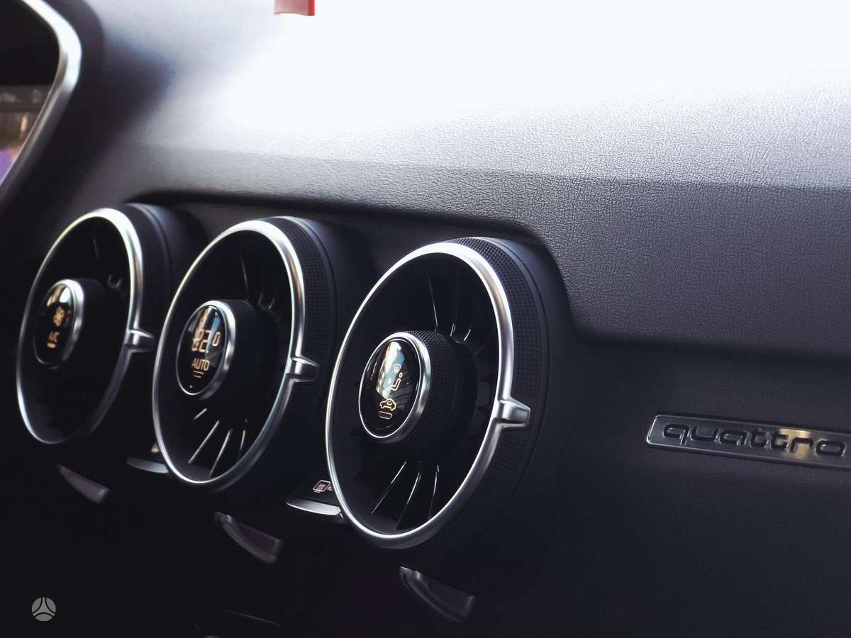 Audi TT, 2.0 l., coupe