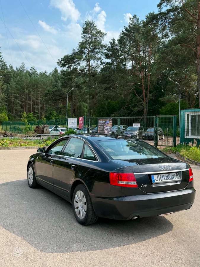 Audi A6, 2.0 l., Седан