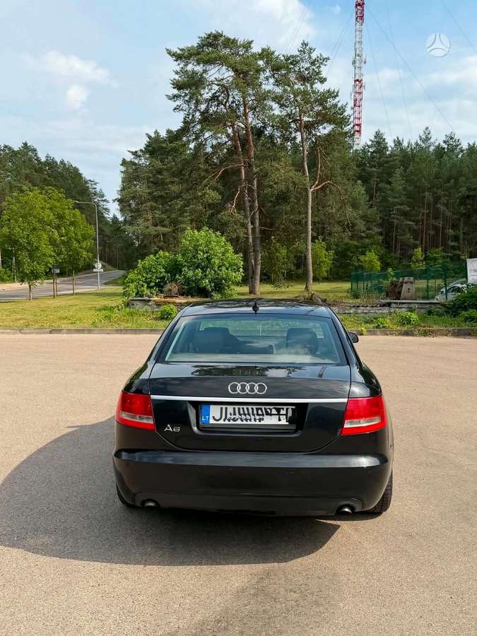 Audi A6, 2.0 l., Седан