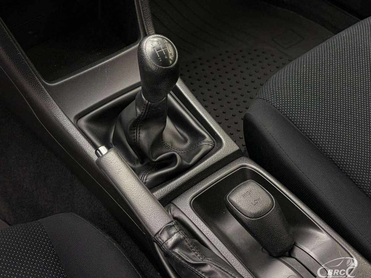 Subaru Impreza, 1.6 l., hatchback