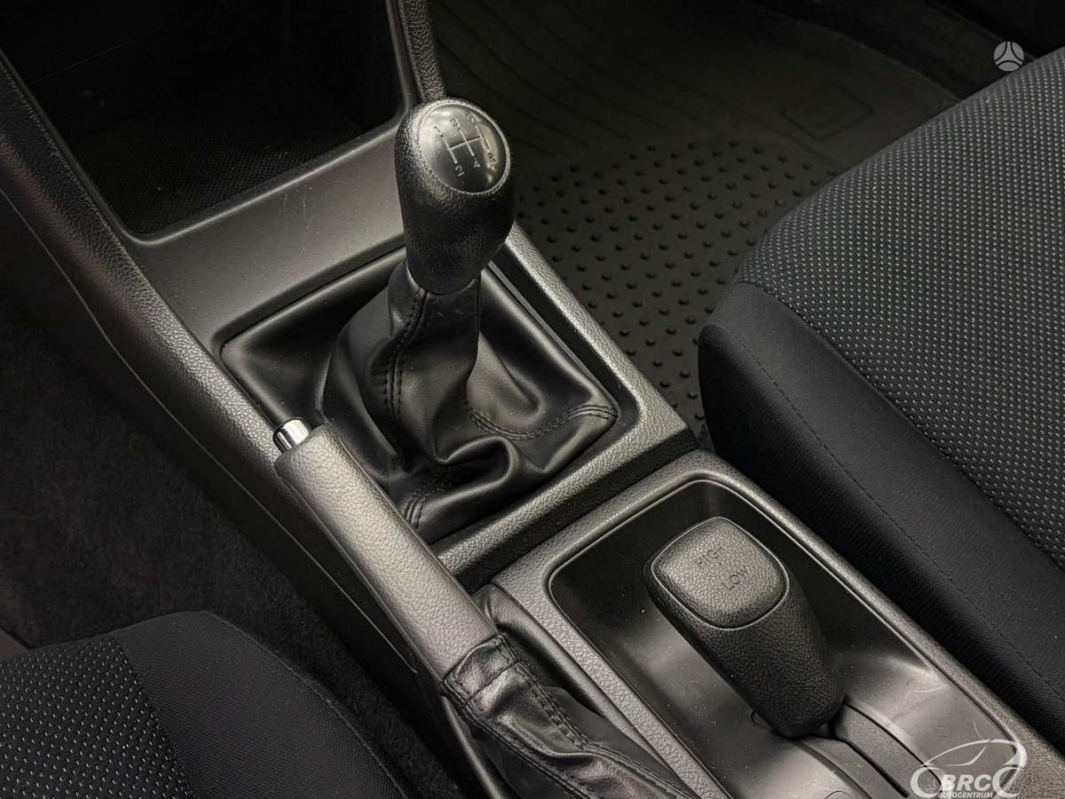 Subaru Impreza, 1.6 l., Хэтчбек