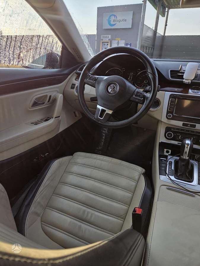 Volkswagen CC, 2.0 l., Седан
