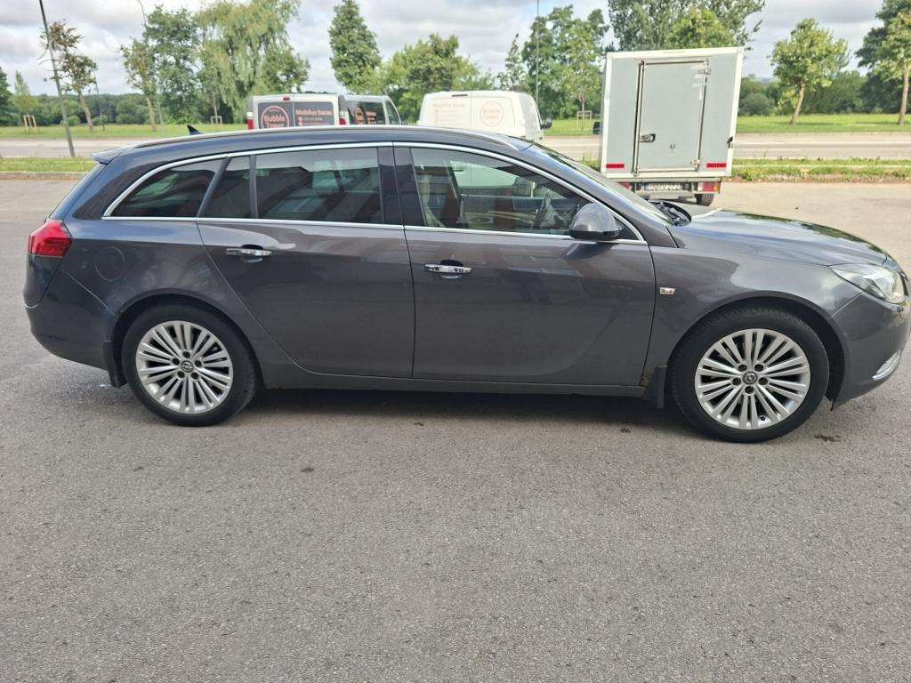 Opel Insignia, 2.0 l., Универсал