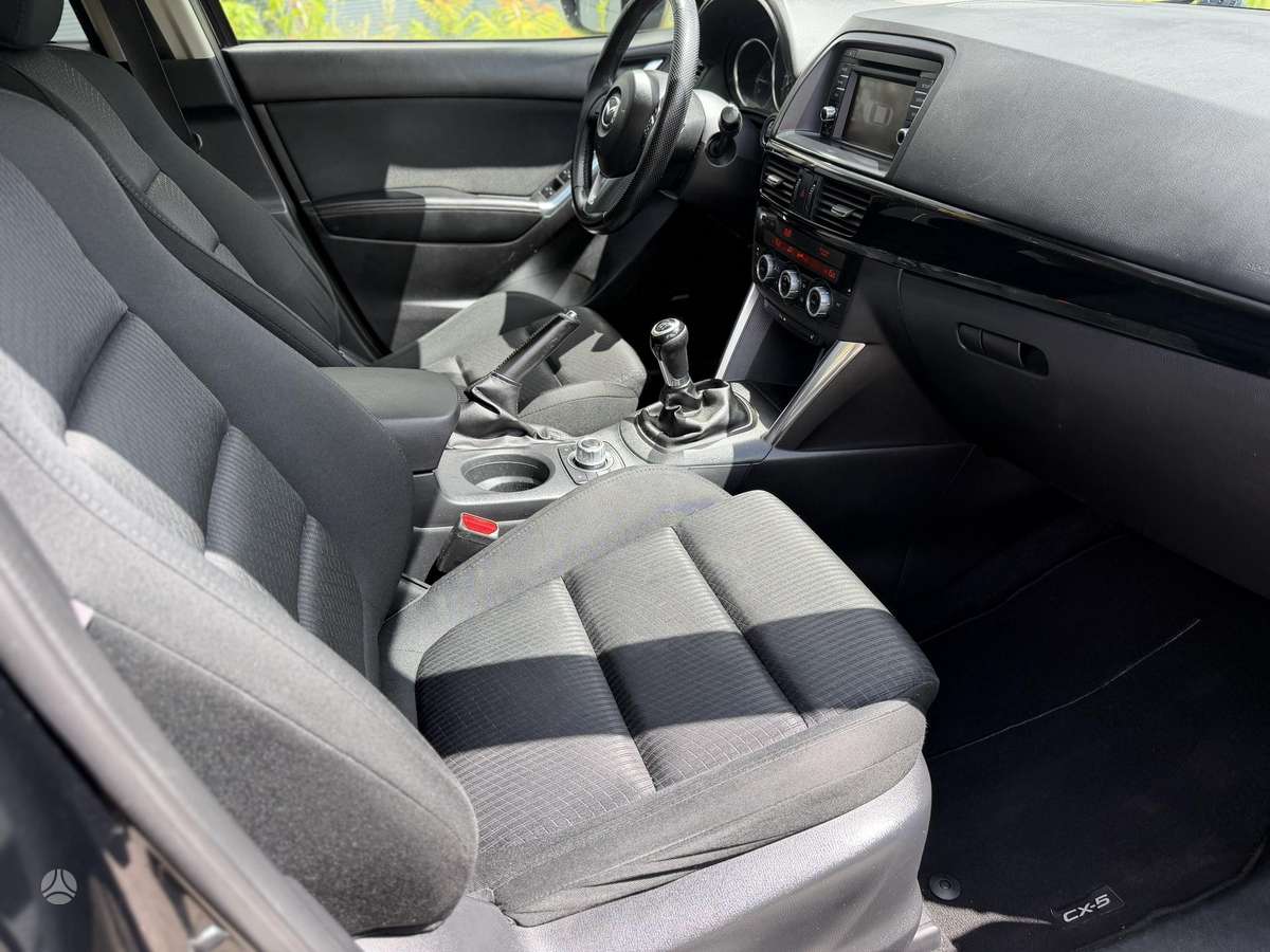 Mazda CX-5, 2.2 l., Внедорожник / Кроссовер