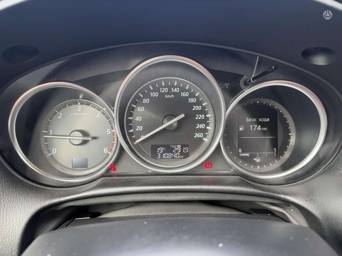 Mazda CX-5, 2.2 l., Внедорожник / Кроссовер