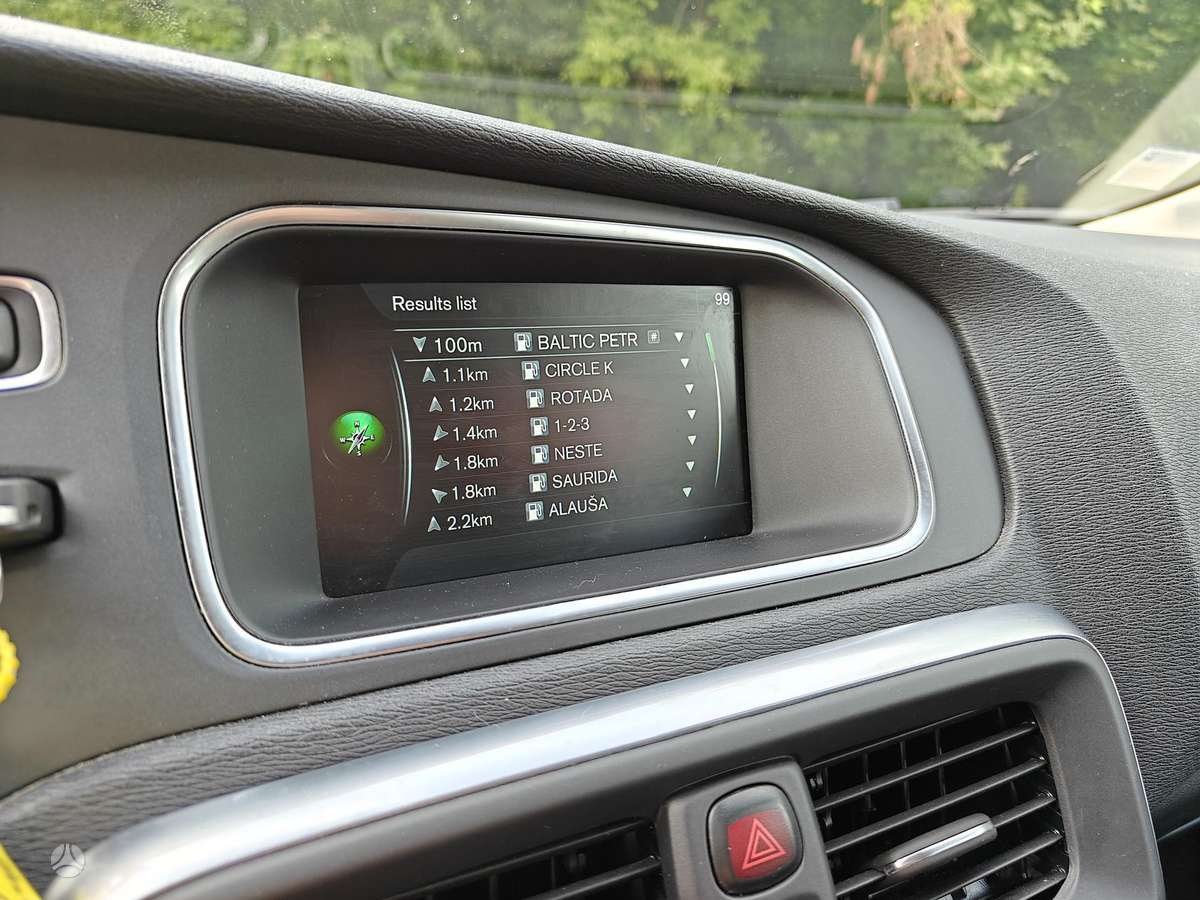 Volvo V40, 2.0 l., Хэтчбек