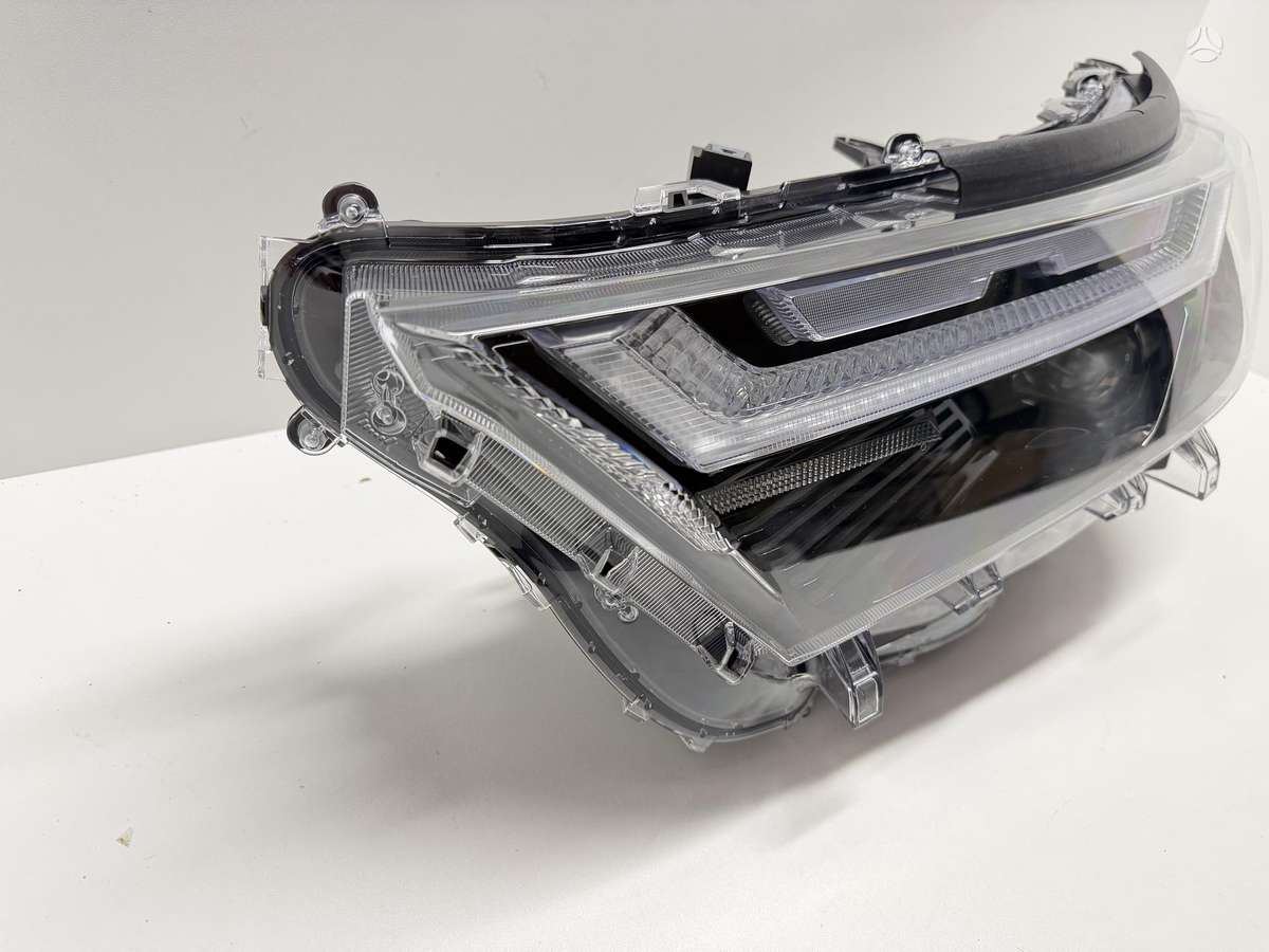 Toyota RAV4 lights