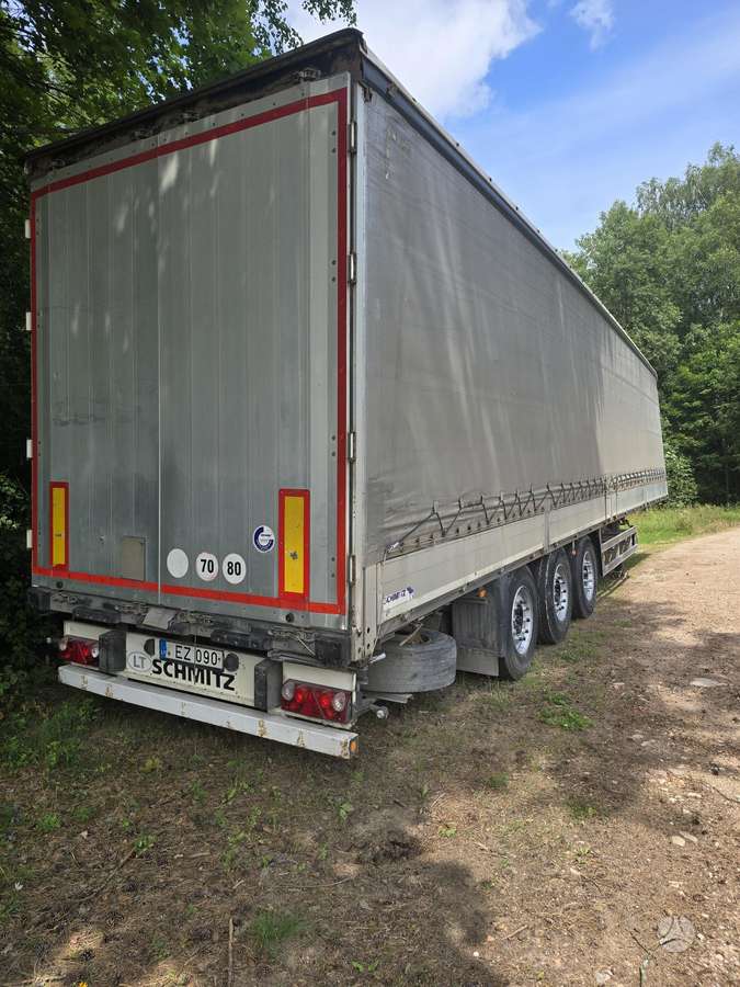 Schmitz, curtainsider with dropside