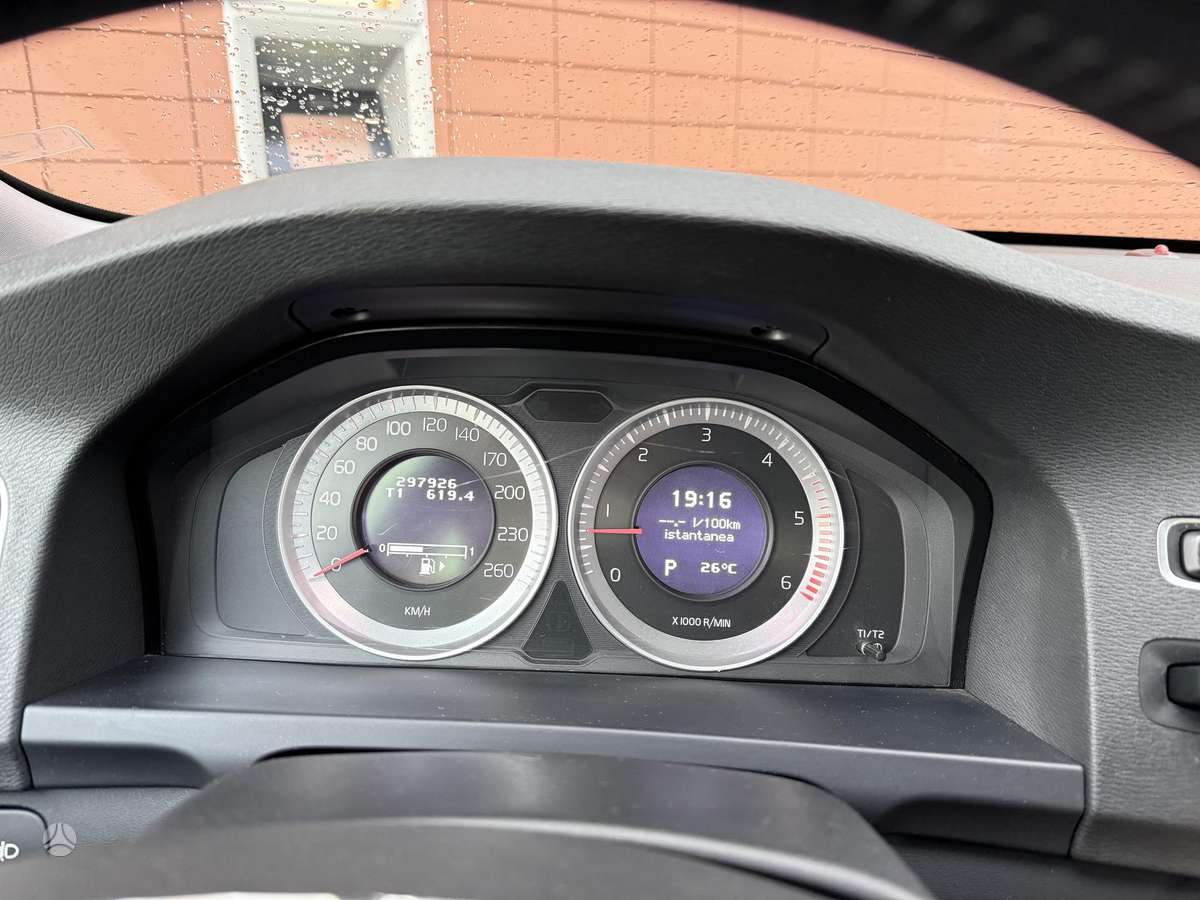 Volvo V60, 2.4 l., Универсал