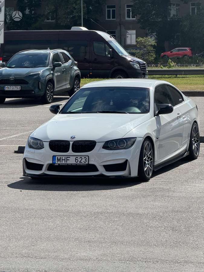 BMW 320, 2.0 l., Купе (coupe)