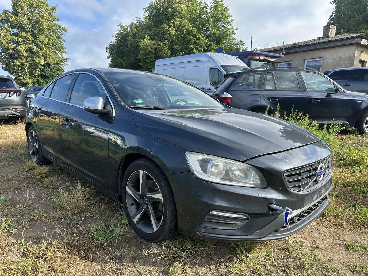 Volvo S60, 1.6 l., Седан