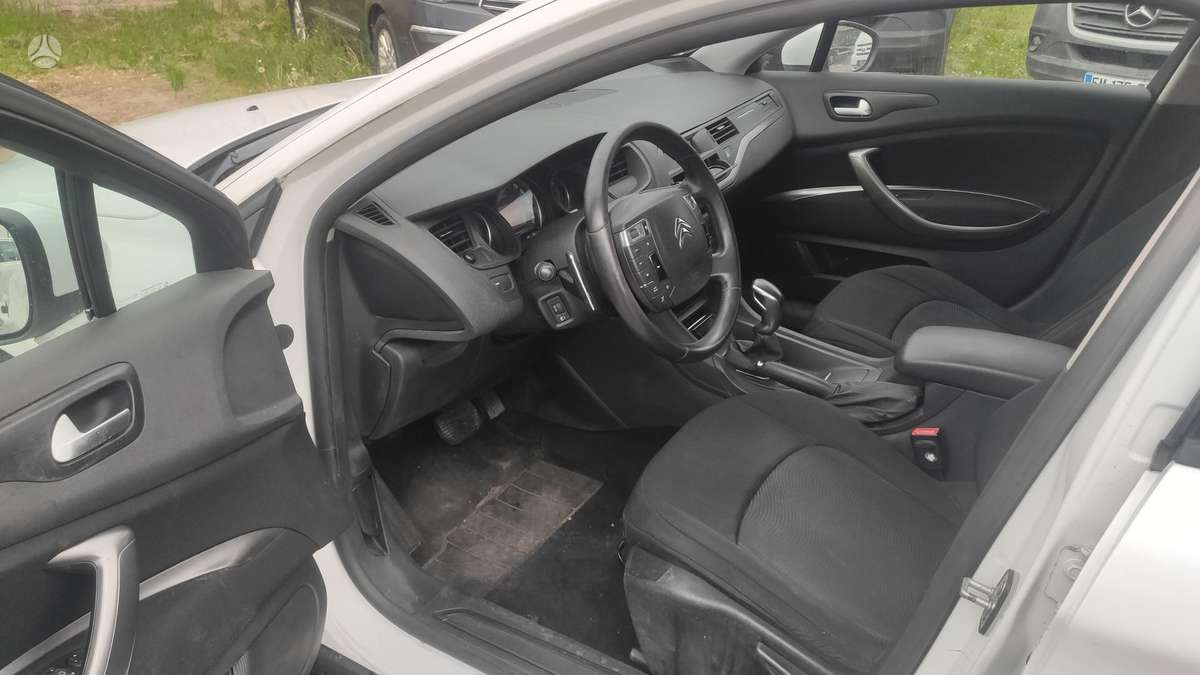 Citroen C5, 1.6 l., Седан