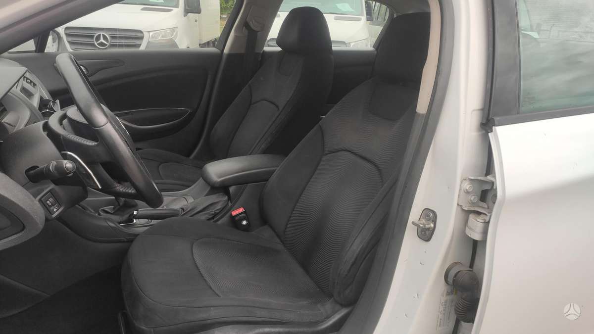 Citroen C5, 1.6 l., Седан