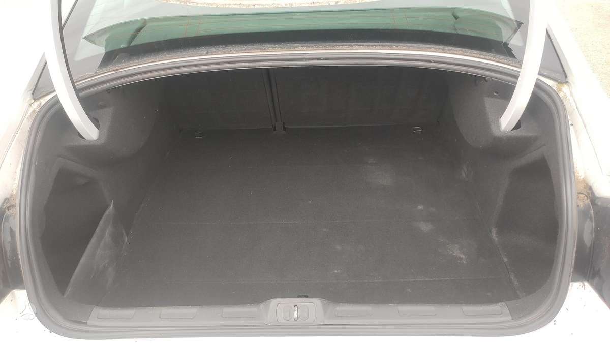 Citroen C5, 1.6 l., Седан