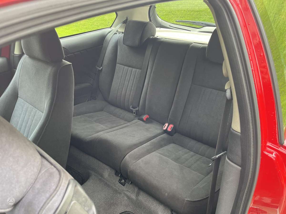 Alfa Romeo 147, 1.6 l., hatchback