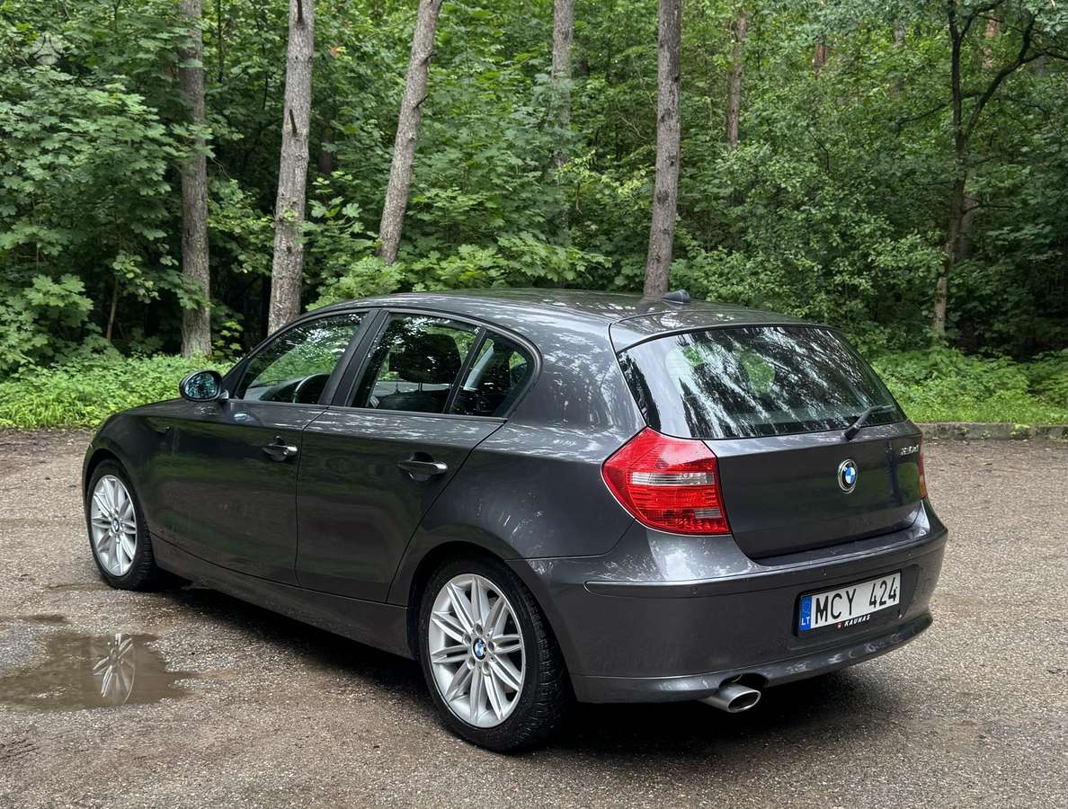 BMW 120, 2.0 l., hatchback