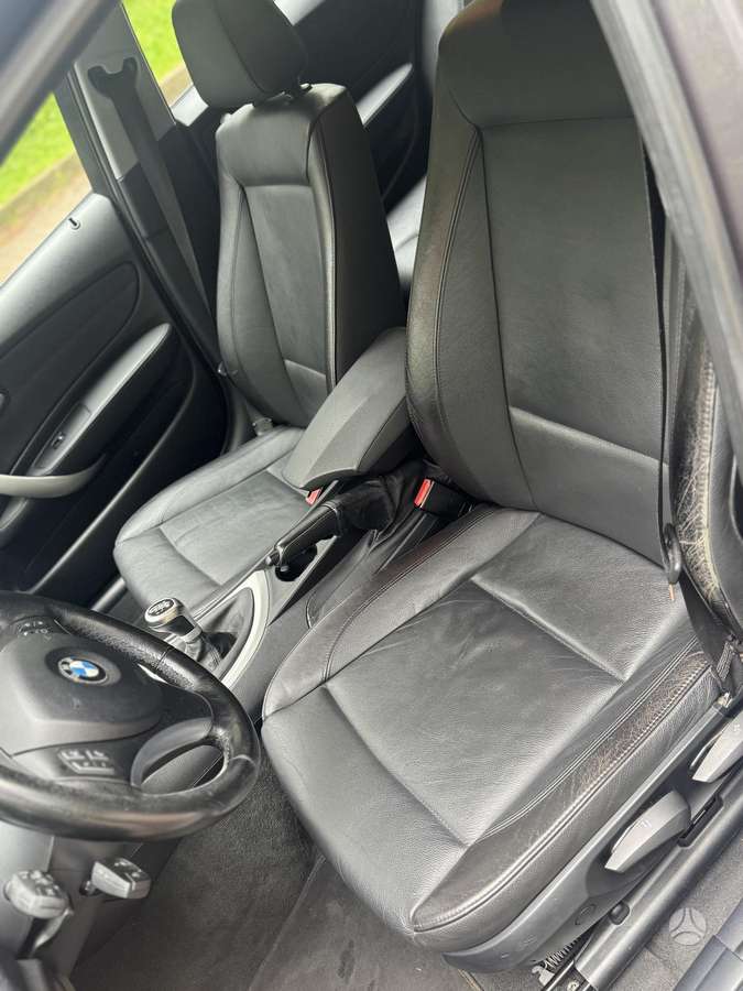 BMW 120, 2.0 l., hatchback